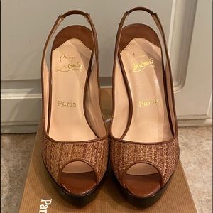 Christian Louboutin Tan Yoyo Sling Zappa Orlato Kid/Rafia Sandals